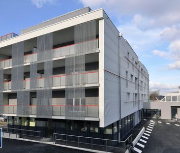 Location Appartement 2 pièces 48m² LAVAL 53000 - Photo 5