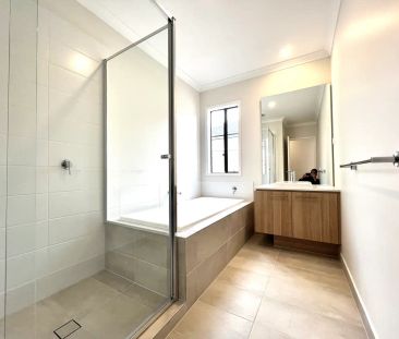 “Brand new family home!” - Photo 2