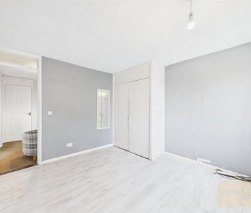 2 bedroom end of terrace house to rent - Photo 5