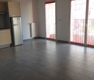 location Appartement T3 DE 67.2m² À LYON - Photo 3