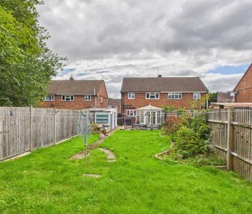 3 bedroom semi-detached house to rent - Photo 3