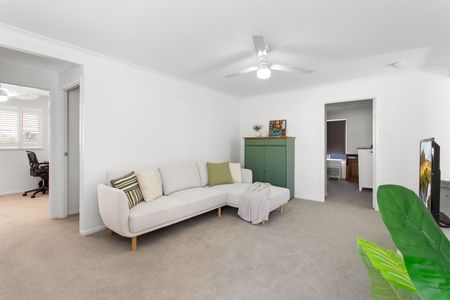 24 Savannah Street, Redcliffe QLD 4020 - House For Rent | Domain - Photo 3
