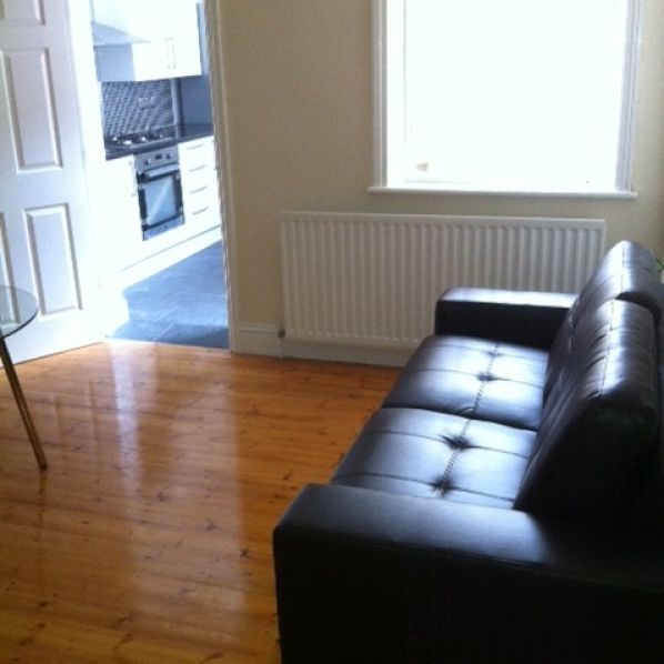 Two Bedroom Apartment, Helmsley Road, Sandyford/Jesmond - Photo 1