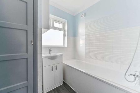 Glenthorne Gardens, Sutton, SM3 - Photo 5