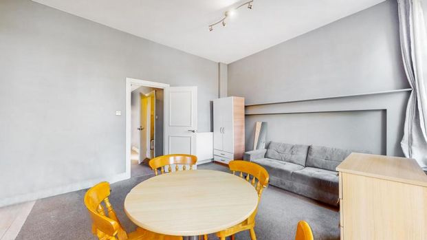 Modern Sharers Apartment - Photo 1