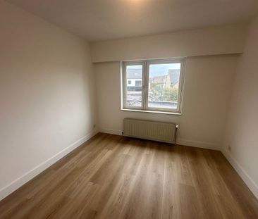 Ruime woning met 3 slaapkamers, garage en tuin - Photo 5