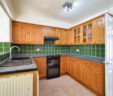 Albany Street, Tredworth - Photo 6