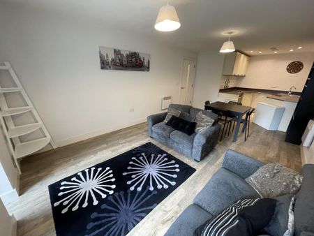 2 bedroom apartment to rent - Photo 3