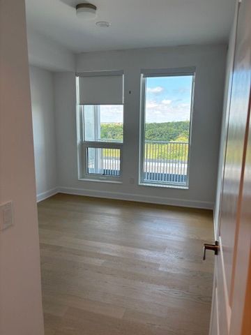 For Lease - 3240 William Coltson Avenue Unit# 1014, Oakville, Ontario - Photo 2