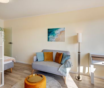 Modern and well-designed apartment with balcony - Photo 1