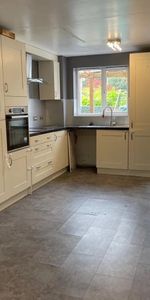 2 Bed Terraced House, Bramham Close, LE3 - Photo 3