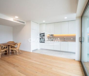 2 bedroom luxury Apartment for rent in Vila Nova de Gaia, Portugal - Photo 1