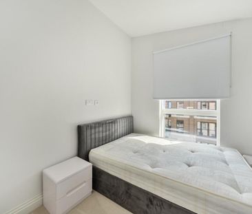 Room in a Shared Flat, Carraway Street, RG1 - Photo 2