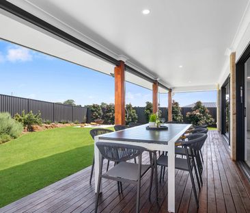 Spacious Home with Modern Comforts - Photo 5