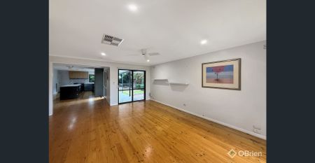 STYLISHLY RENOVATED FAMILY HOME WITH SPACE & COMFORT - Photo 5