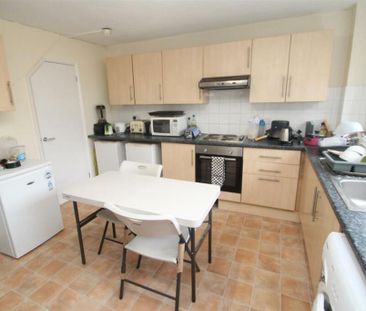 1 bedroom house of multiple occupation to rent - Photo 3