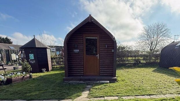1 bedroom lodge to rent - Photo 1