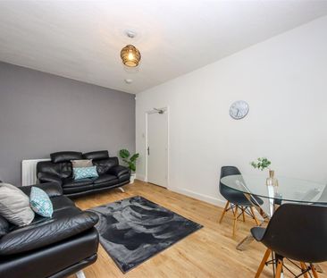 3 bed flat to rent in Bolingbroke Street, Heaton, NE6 - Photo 2