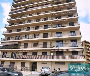 Location Appartement 2 pièces 43m² - Photo 2