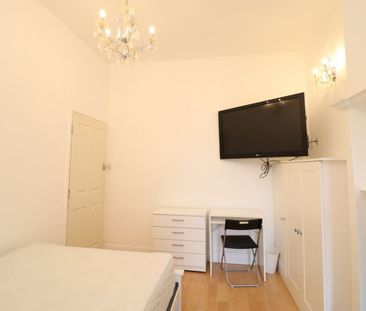 Room in a Shared House, Melrose Avenue, NW2 - Photo 6