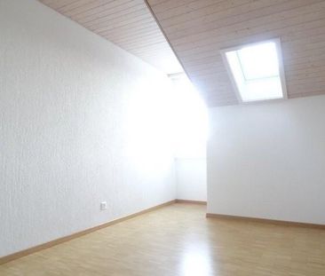 Moderne 4.5-ZW à 119m2 im DG mit Terrasse - Foto 6