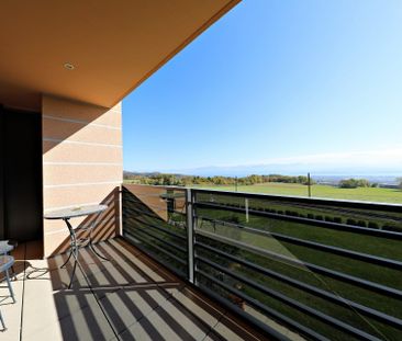 Belle villa jumelle de 5.5 pièces avec vue imprenable sur le lac Lé... - Photo 1