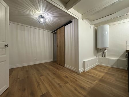 Location Appartement 2 pièces 36m² - Photo 2