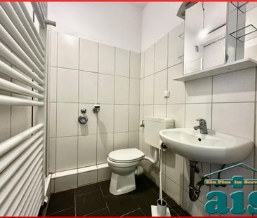 ais-GmbH bietet an: 1 ZKB Wohnung im Zentrum von Wilhelmshaven - Foto 1