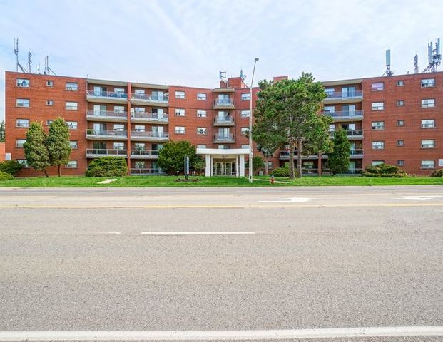 King Suites | 2673 King Street, Hamilton - Photo 1