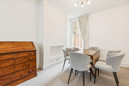 4 bedroom terraced house to rent - Photo 3