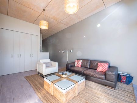 Elevated One Bedroom Apartment in the trees on North Road. - Photo 4
