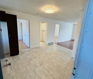 41/2 QUEBEC - Photo 3