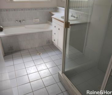 29 Leichhardt Circuit, Forest Lake QLD 4078 - House For Rent - $550... - Photo 3