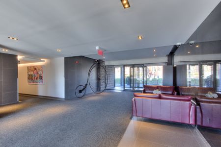 Condo for rent, Montréal (Le Sud-Ouest) - Photo 3