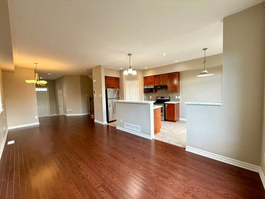 For Lease - 949 KLONDIKE Road, Kanata, Ontario - Photo 1