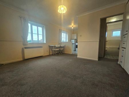 Studio to rent - Photo 4