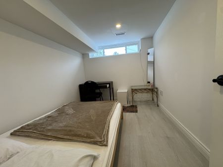 For Lease - 6 Bailey Crescent Unit# #Basement, Aurora, Ontario - Photo 4