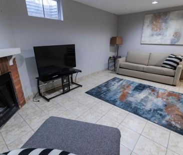 7591 Scholfield Road — 3 Bedroom - Basic Appliance Package - Photo 6