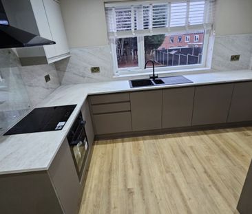 3 bed Semi-Detached - To Let - Photo 1