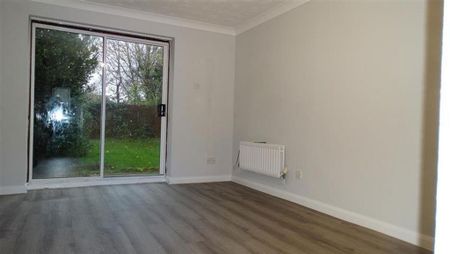 2 bedroom terraced house to rent - Photo 3