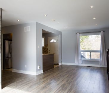 For Lease - 40 Foreht Crescent Unit# Main, Aurora, Ontario - Photo 4