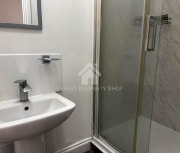 1 bedroom in a house share to rent - Photo 6