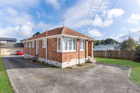 Spacious and Sunny Home in a Superb Location - Photo 3