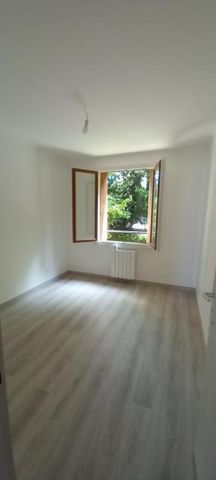 Appartement - Aix-En-Provence (13100) - 55.61 m² - - Photo 3