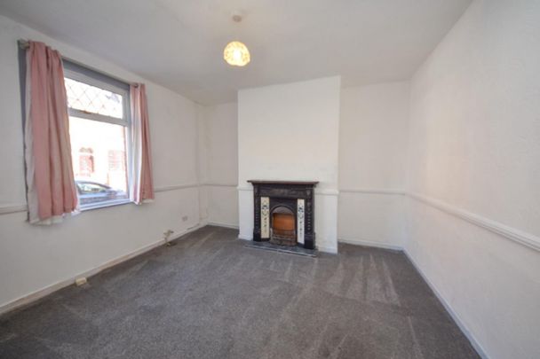 2 bed House - Mid Terrace for Rent - Photo 1