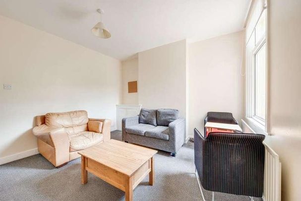 North Holmes Road, Canterbury, CT1 - Photo 1