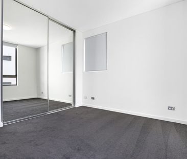 Centrally Located! - Photo 2