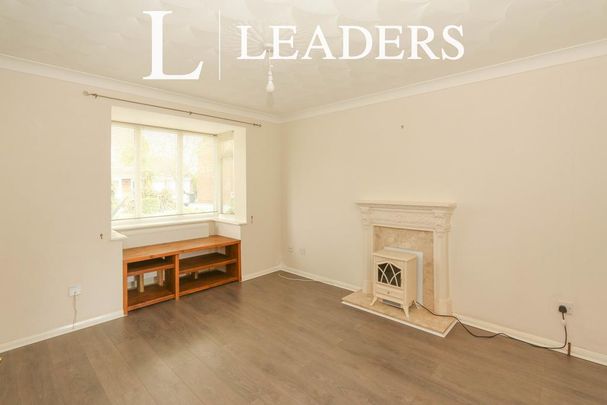 4 bedroom detached house to rent - Photo 1