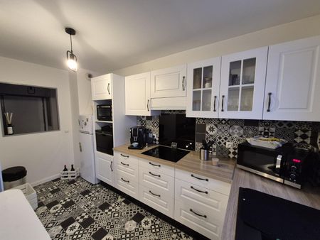 Location Appartement 2 pièces 53m² DOUAI 59500 - Photo 3