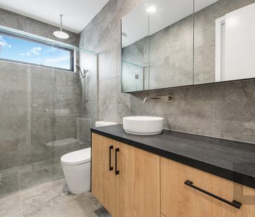 Beautifully Crafted Townhouse in a Premier Location - Photo 5